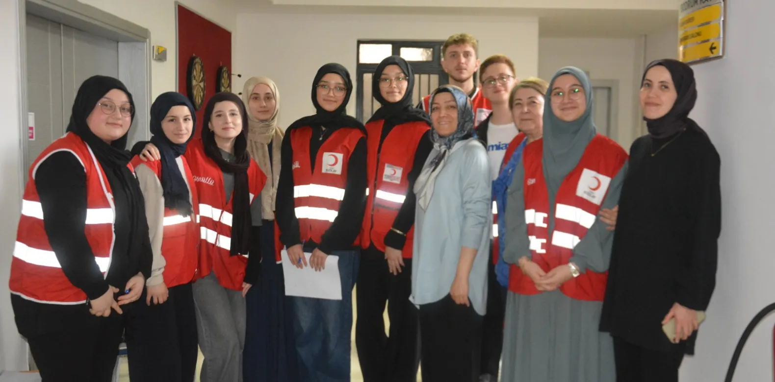 Ünye’de Kızılay Kulübü Öğrencileri 127 Ünite Kan Bağışladı