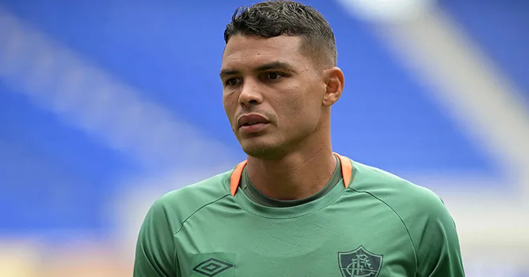 Thiago Silva Yeniden Fluminense'de: 41 Yaşında Bir Yıl Daha Devam Kararı