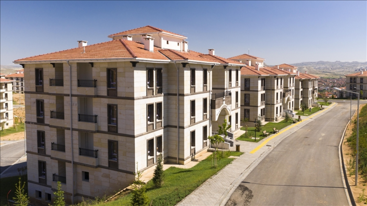 TOKİ İstanbul 15 Bin Kiralık Konut Hangi İlçelere Yapılacak? Başvuru Şartları Belli Oldu Mu?