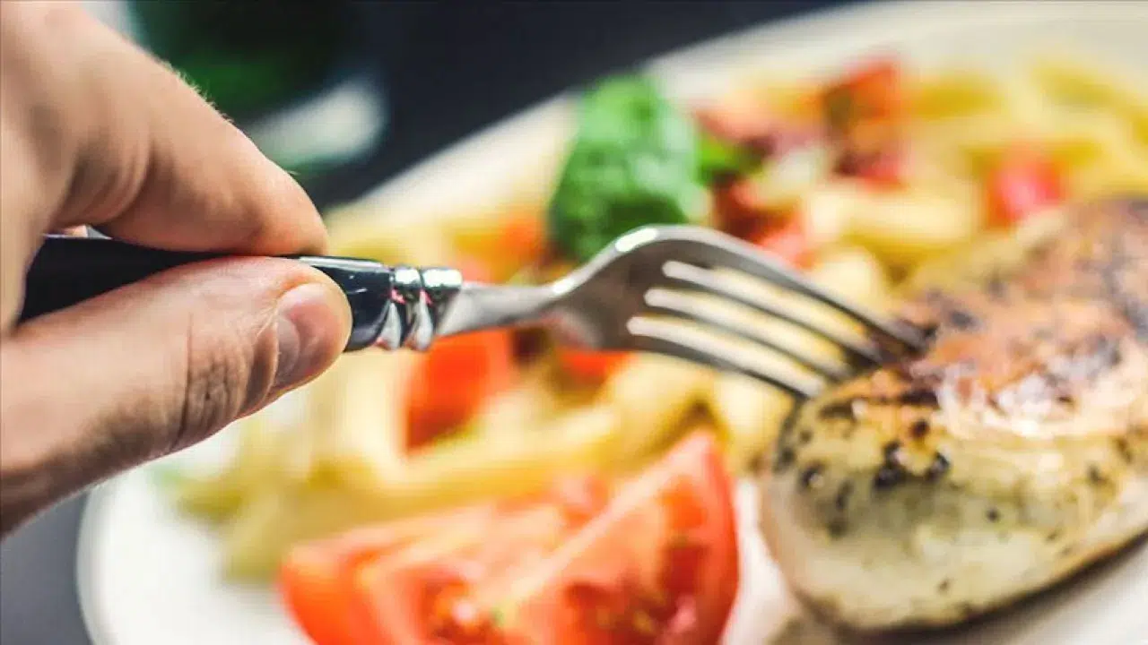 Dünyanın En Çok Yemek Yiyen Ülkeleri Açıklandı: Türkiye Kaçıncı Sırada?