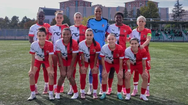 Safi MCL Bentonit Ünye Kadın Futbol Takımı Kayseri Deplasmanından 1 Puanla Döndü