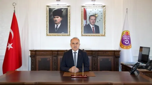 Vali Muammer Erol’dan Camilerin Toplumsal Rolüne Vurgu