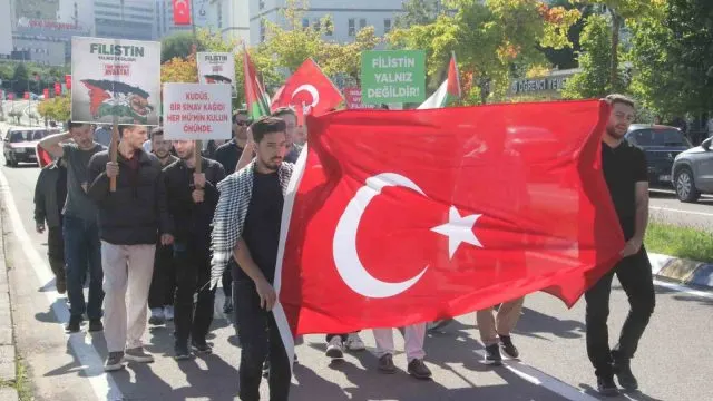 Odü’de Filistin Ve Doğu Türkistan İçin Dayanışma Yürüyüşü