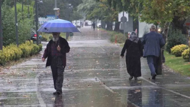 Ordu’da Aralıklı Sağanak Günlük Yaşamı Etkiledi