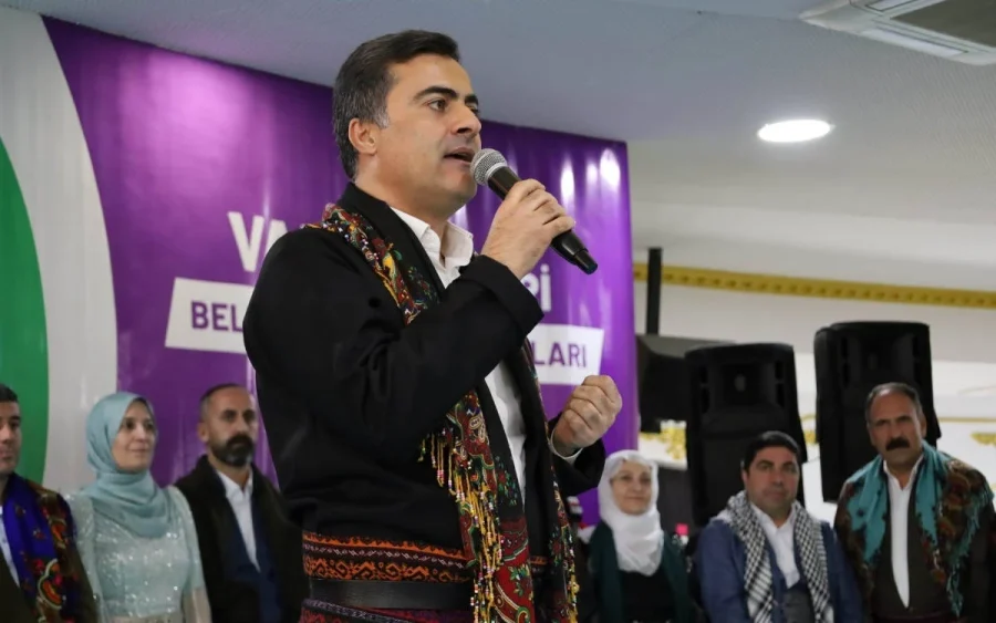 Van Belediye Başkanı Abdullah Zeydan Kimdir?