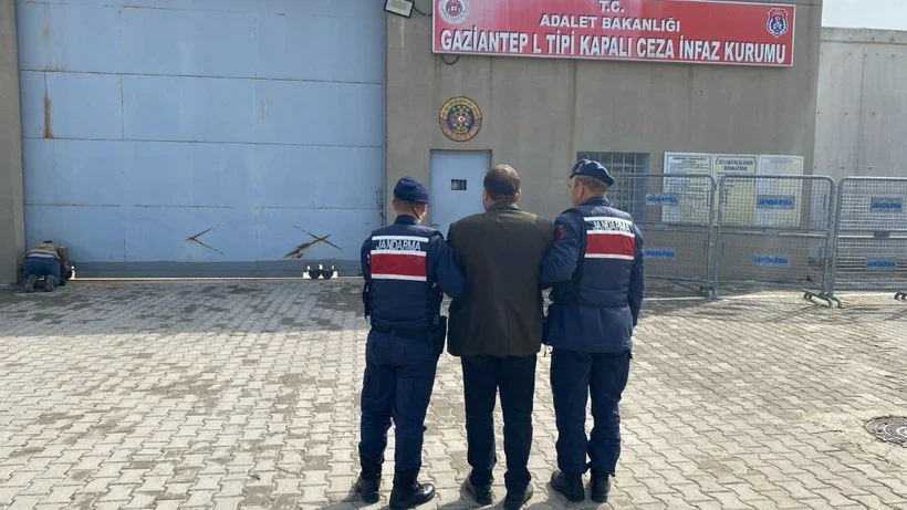 16 Suç Kaydı Bulunan Şahıs Kıskıvrak Yakalandı! Mahkeme Kararını Verdi