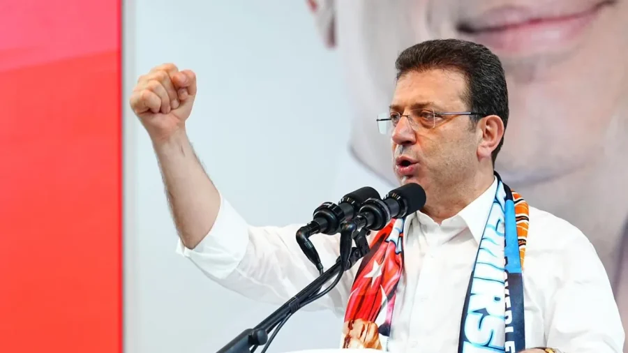 İstanbul’da Alarm Seviyesi Yükseltildi: İmamoğlu Çağlayan’a Sevk Ediliyor, Yollar Kapandı