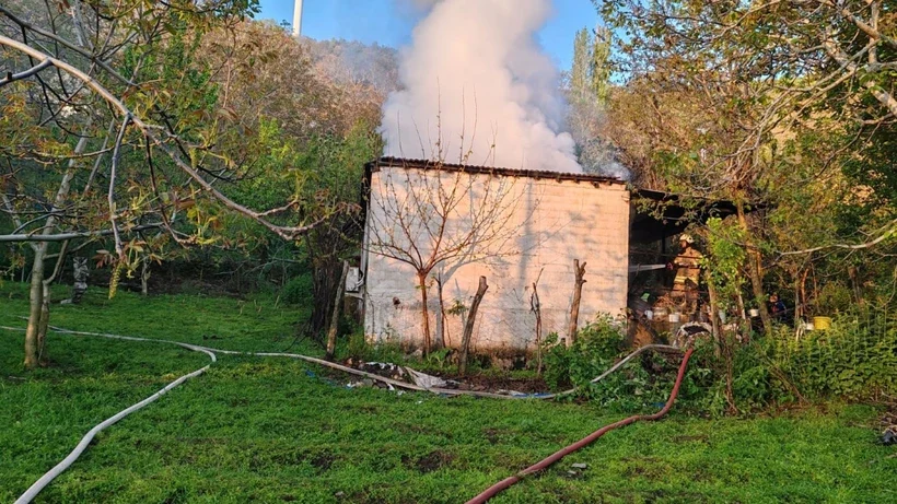 Müstakil Evde Alev Dehşeti: Bir Kardeş Öldü, Diğeri Ağır Yaralı