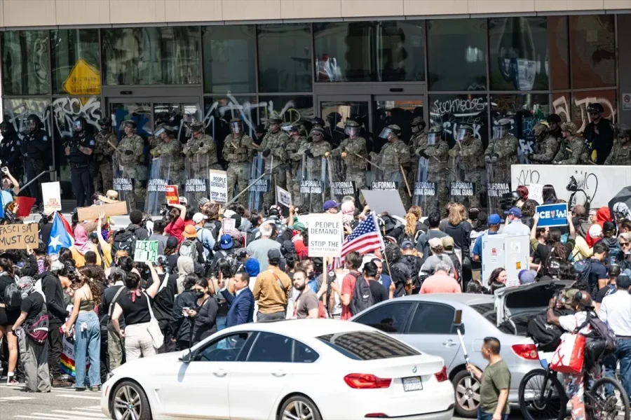 Trump’tan Göçmen Protestolarına Karşı Yeni Adım: California’nın Eğitim Fonları Kesilebilir