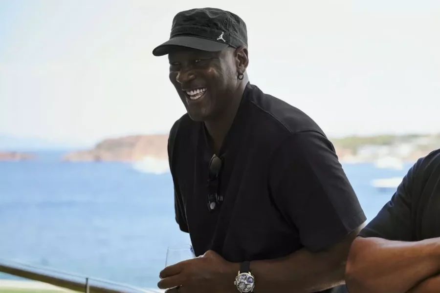 Michael Jordan'ın Yunanistan'da Bıraktığı Bahşiş Olay Oldu: 11.500 Dolar!