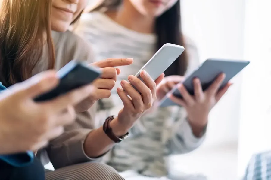 Cep Telefonu Aboneliklerinde Yeni Dönem Başlıyor