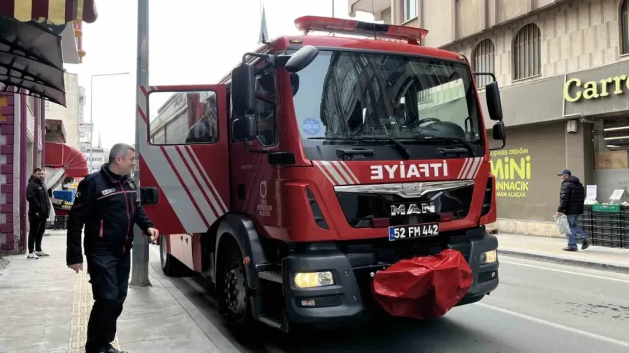 Ünye’de Bodrumdan Gelen Kedi Sesi İtfaiyeyi Harekete Geçirdi