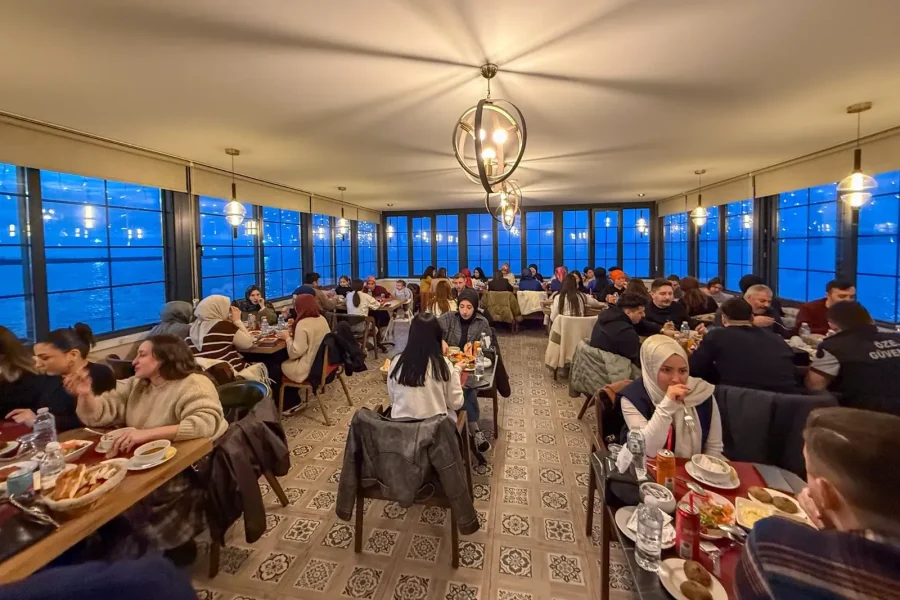 Fatsa İskele Kafe’de Denize Sıfır İftar Sofrası Kuruluyor