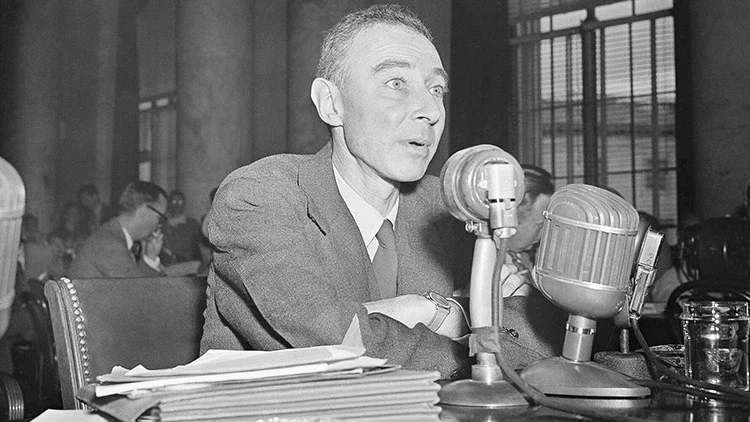 Robert Oppenheimer kimdir? Neden öldü?