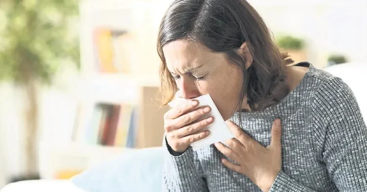 Geçmeyen Öksürük Ve Boğazda Takılma Hissi Sessiz Reflü Belirtisi Olabilir