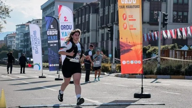 Ordu’da Uluslararası Yarı Maratona 8 Ülkeden 707 Atlet Katıldı