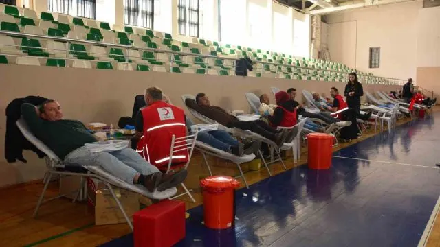 Ünye’de Öğrencilerden Kan Bağışına Güçlü Destek: 235 Ünite Toplandı
