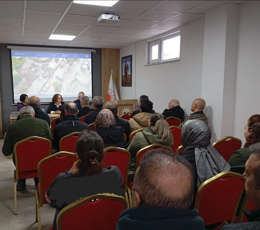 Ünye’de Üreticilere İklim Değişikliği ve Doğal Afetlere Karşı Eğitim Verildi