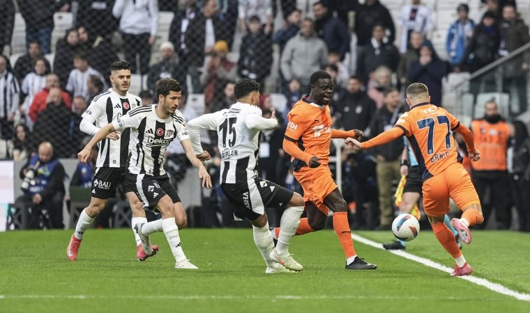 Beşiktaş – Başakşehir Maçındaki Tartışmalı Pozisyonlara Eski Hakemlerden Değerlendirme: Gol İptali