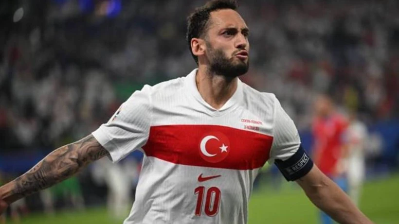 Hakan Çalhanoğlu Finale Damga Vurdu: Şutuyla Kamerayı Parçaladı!