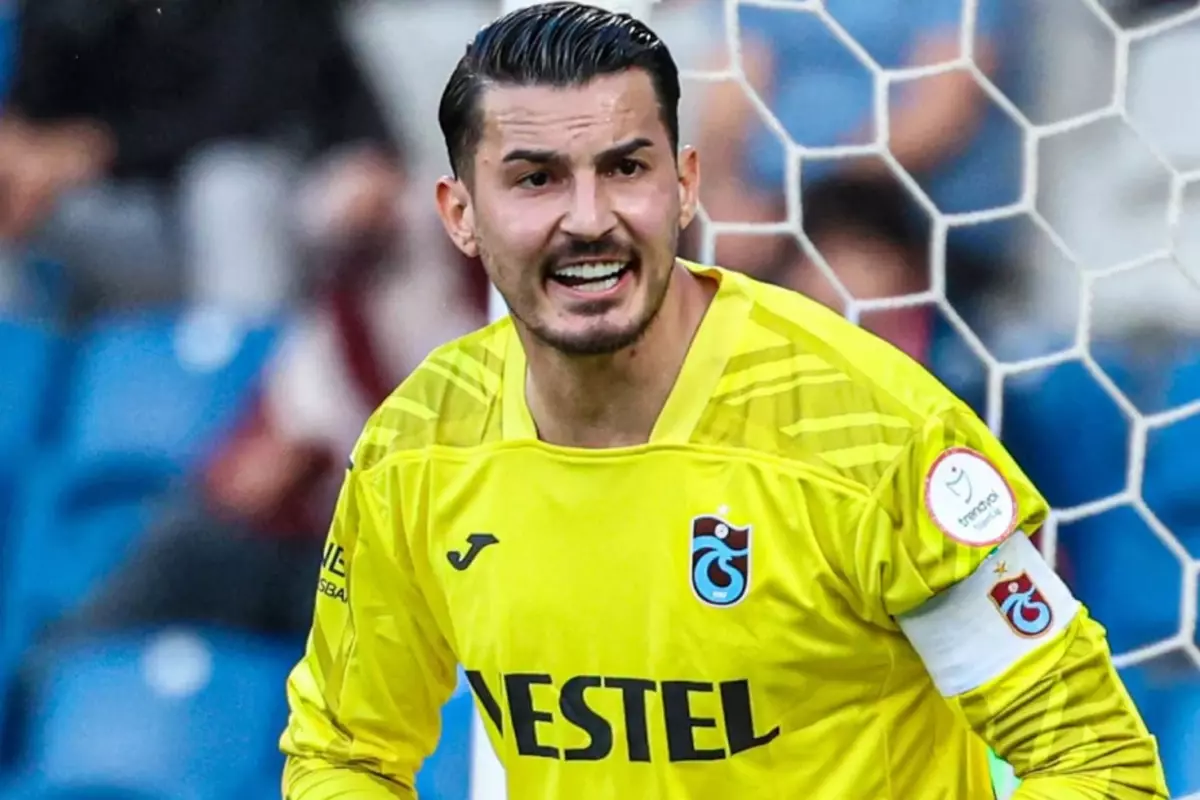 Trabzonspor’un Genç Kalecisi Onuralp Çevikkan Gecenin Yıldızı Oldu