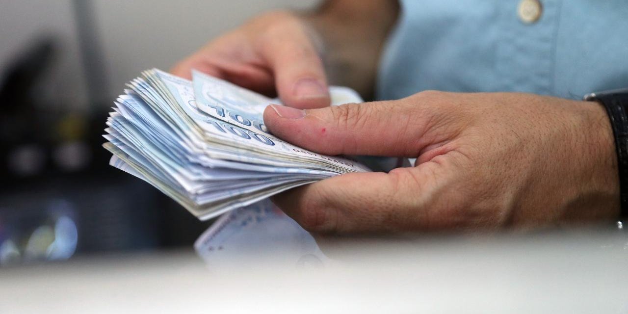 Memur ve Emekli Maaşlarına Zam Oranı Netleşti