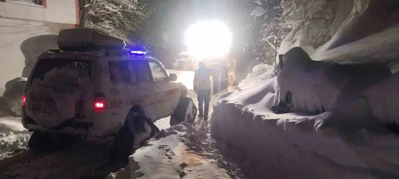 Ordu’da Karla Zorlu Mücadele 576 Mahalle Yolu Ulaşıma Açıldı