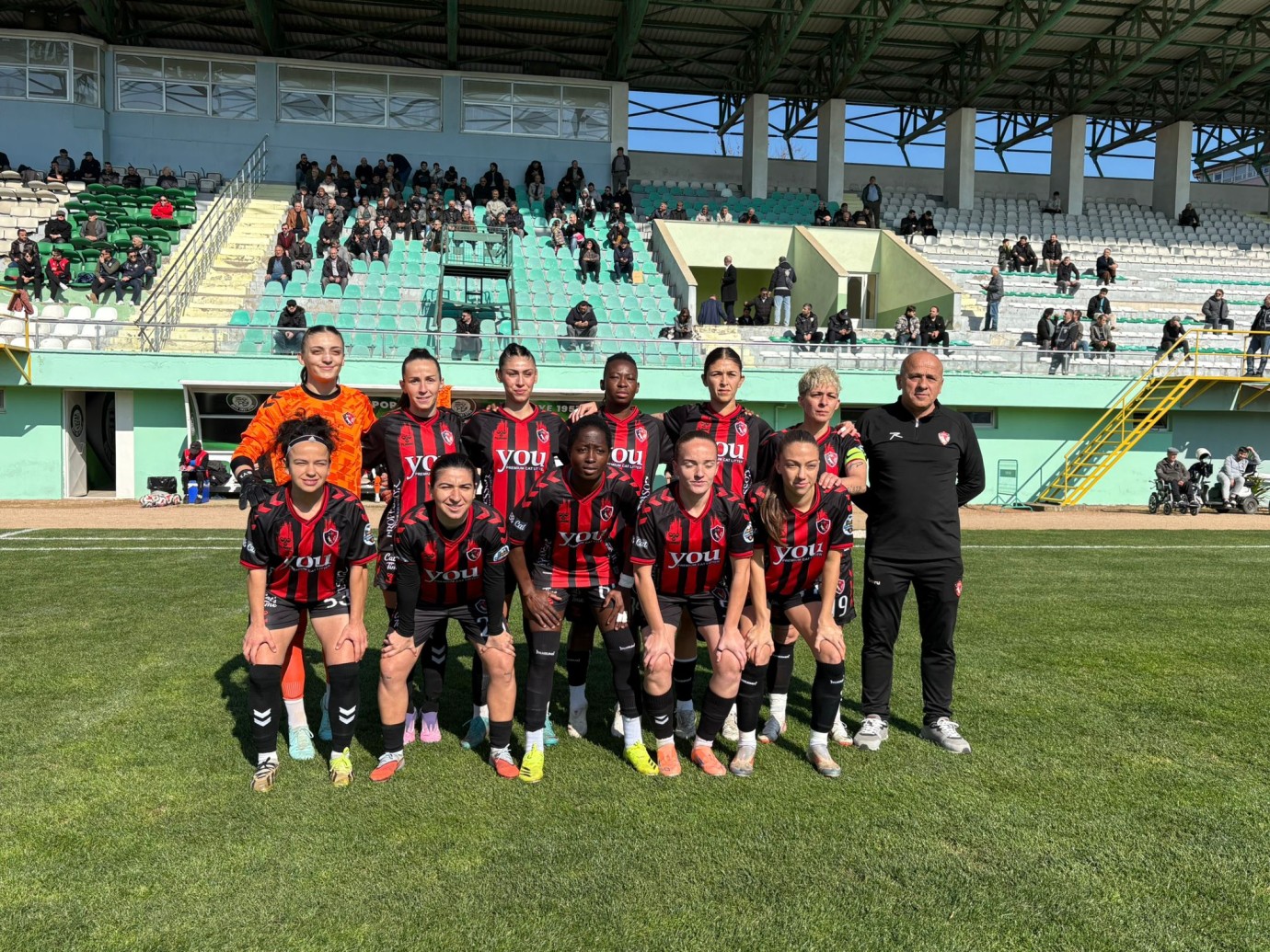 Bu Kızlar Çok Farklı 7-0