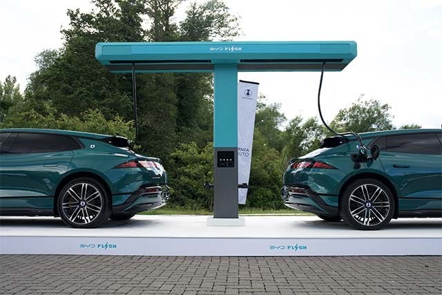 BYD’den Elektrikli Araçlarda Verimliliği Artıracak Hamle! Batarya Sıcaklığını Navigasyon Belirleyecek